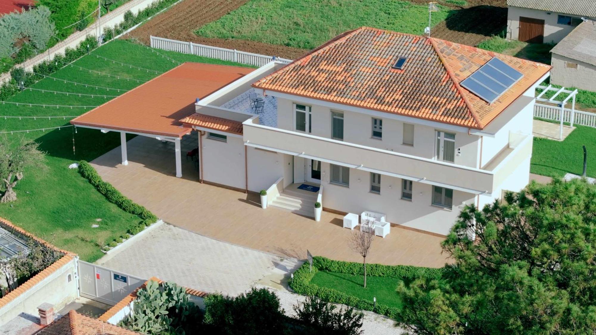 Villa Zefiro Suites & Events Баттипалья Экстерьер фото